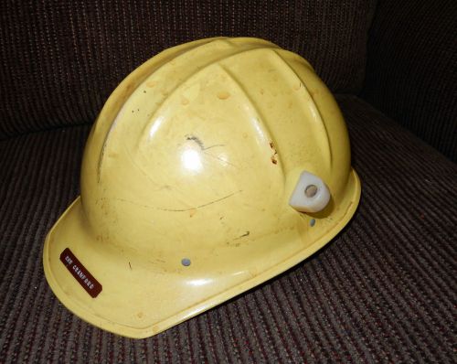 Vintage Jackson Fiberglass Hard Hat Excellent vintage condition Bright Yellow