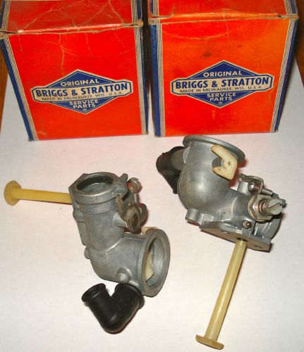 2 GENUINE NOS Briggs &amp; Stratton Engine Carburetors #298986