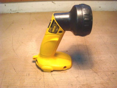 DeWalt DW906 Rechargeable 14V Flashlight With Spare Parts