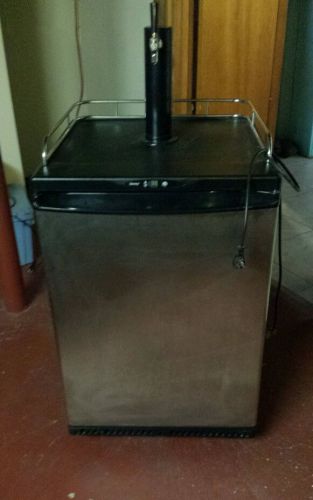 Danby kegerator model dk644bls for sale