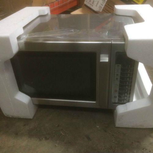 AMANA COMMERCIAL MICROWAVE OVEN, RCS10TS