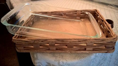 Lot of catering goods to sell! 6 x pyrex lasagne tins and one serving basket