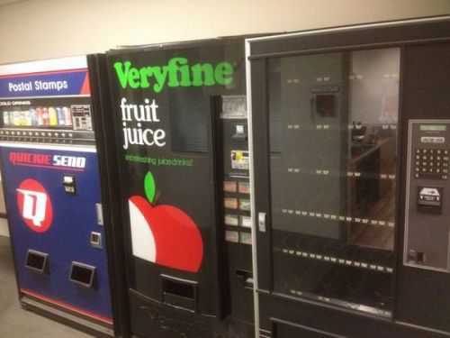 VERYFINE-COKE SODA-VENDING MACHINE- CAN-BOTTLE-DIXIE NARCO 501-! COKE -PEPSI