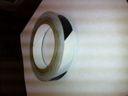 19MM X 36YD 7.5MIL BLACK/WHITE VINYL TAPE