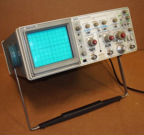 Tektronix 2215A 60MHz 2 Channel Oscilloscope