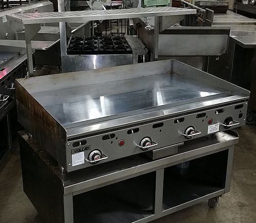 2012 vulcan 48&#034; gas flat top griddle grill w/chrome grill &amp; s/s stand nice for sale