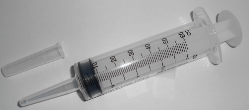 60ml Plastic Syringe with catheter tip (17 count)