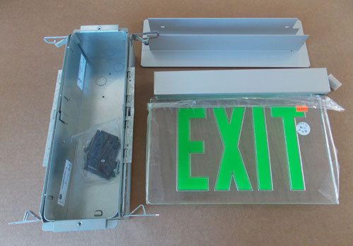 NEW Lithonia LRP 1 GC 120/277 PNL Edge Lit LED Exit Sign Green Letter