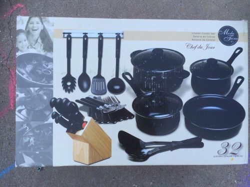 Chef&#039;s Du Jour 32-Piece Kitchen Combo Set New In Box