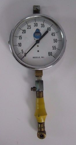 Vintage Coilhose Pneumatics Roselle NJ Round Pressure Gauge Meter