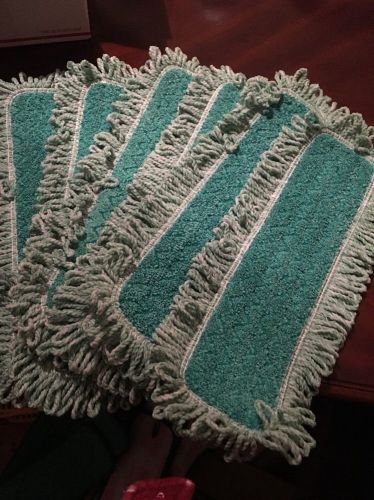 Lot of 6 Rubbermaid Q418GN 18&#034; Dust Pad with Fringe Microfiber