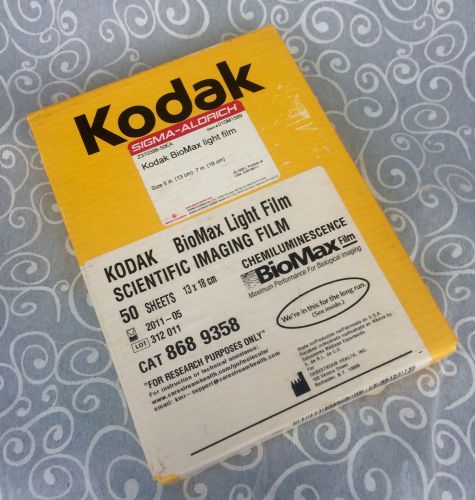 Kodak Biomax Light Film 5&#034;x7&#034; 50 Sheets Scientific Imaging Chemiluminescence
