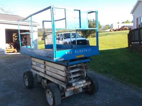 Marklift 20t elect.boom scissor lift 26&#039; working height onboard charger 54&#034; wide for sale