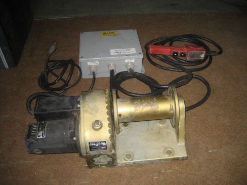 Golo Power Winch Model 12-15 MobilGear 632 100/120v ac/dc 1200lbs