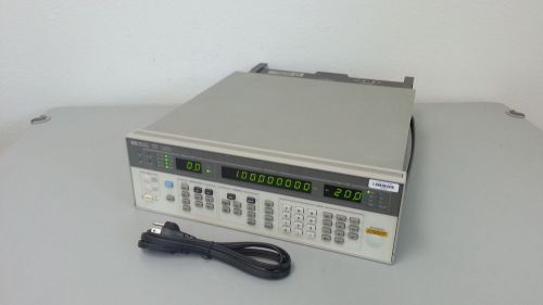 Agilent / HP 8657B Signal Generator Options: 001,002,003