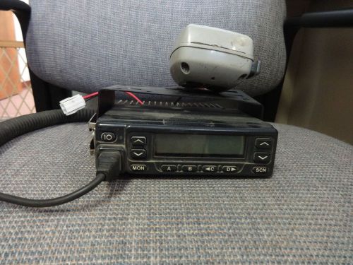 Kenwood TK-980 Two-Way Mobile Radio 800 MHz with mic and bracket