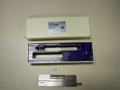 Tissue Tek Sakura Finetek 4683 Microtome Low Profile Disposable Blade Holder