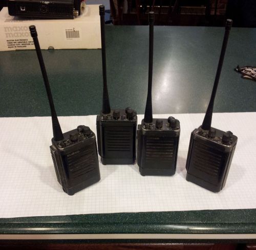 MAXON UHF 2-way handheld radio SM-2850SC 1/5 watt 16 channel