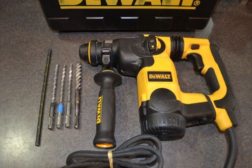 DEWALT 1&#034; Heavy Duty SDS Rotary Hammer Kit L Shape Three Mode D25323 w/ Case