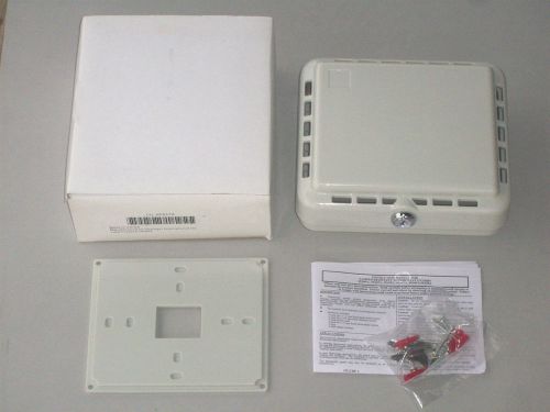 Thermostat Guard Grainger 4E647A / 4E647 / G2208622 Off-White Locking Cover