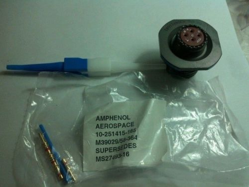 amphenol d38999/24wc4pa  MIL-SPEC CONNECTOR  WITH CONTACTS NIB NEW m384911601