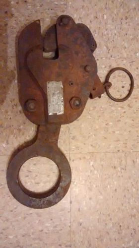 Renfroe  Two ton lifting clamp