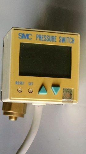 SMC ISE4-01-25 Pressure Switch  Max Press: 1MPa