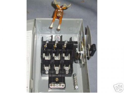 Cutler Hammer Safety Switch 30 Amp 240 VAC DG321NGB