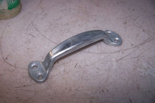 NEW 8-1/4&#034; DIE CAST PLAIN GRAB HANDLE 50632817801 1&#034; ACROSS CENTER TO CENTER