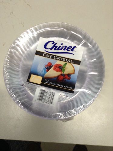 Chinet Cut Crystal Clear Plastic 7 inch Plates 32 ct.