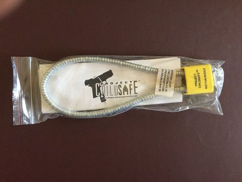 PROJECT CHILDSAFE GUN LOCK WITH 2 KEYS &amp; BLACK CABLE NEVER OPENED