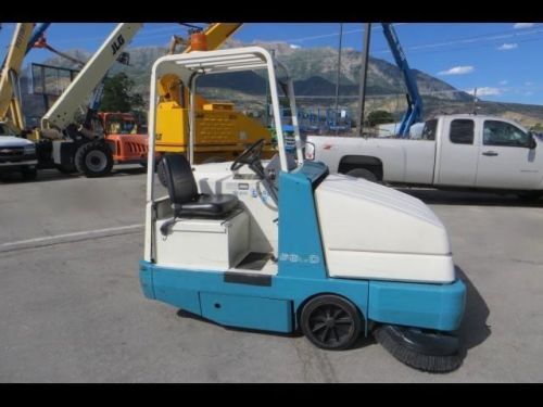 Parking lot sweeper vacuum tennant 6600 high dump kubota diesel hydrostatic for sale