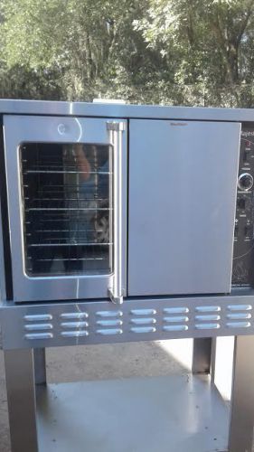 2015 AMERICAN RANGE FULL SIZE CONVECTION OVEN 1 GLASS /1 SOLID (YEAR WARRANTY)
