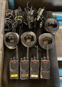 (4)  Motorola Mag One BPR40 Two-Way Radio w/ Chargers  AAH84RCS8AA1AN