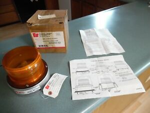Federal Signal Target Tech &#034;MODEL 651 PLUS&#034; Amber Strobe Beacon Light SAE-W3-86