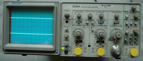 Tektronix 2235A 100MHz Two Channel Oscilloscope, Two Probes, Power Cord, Great
