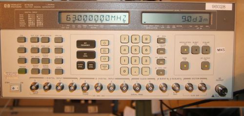 HEWLETT PACKARD 8782B VECTOR SIGNAL GENERATOR, 1-250 MHz