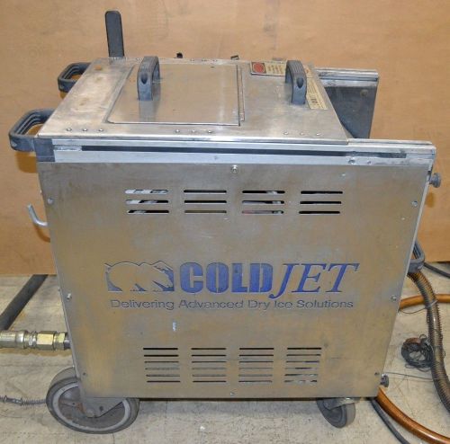 ColdJet AERO 30 Dry Ice Blasting Machine w/ 1 Nozzel, 120v, 140PSI
