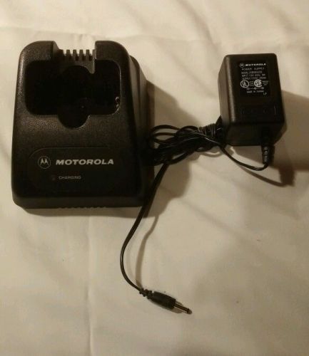 Motorola HTN9014C 120v Charger