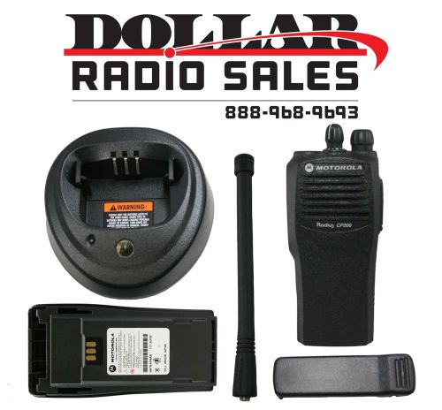 Motorola CP200 VHF 146-174Mhz 16Ch 5W Portable Radio AAH50KDC9AA2AN 