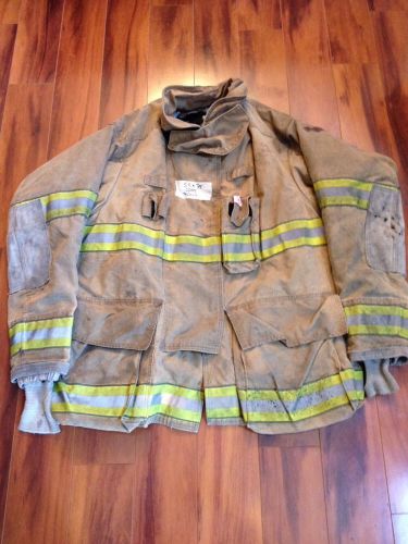 Firefighter Turnout / Bunker Gear Coat Globe G-Extreme Size 52C X 35L 2005
