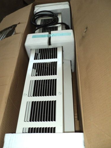 Dayton compact air curtain , 120 volt , low profile . for sale