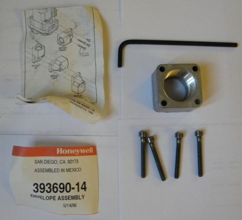 Honeywell 393690-14   flange kit 3/4&#034; Hub with Allen Key &amp; Machine Screws - NEW