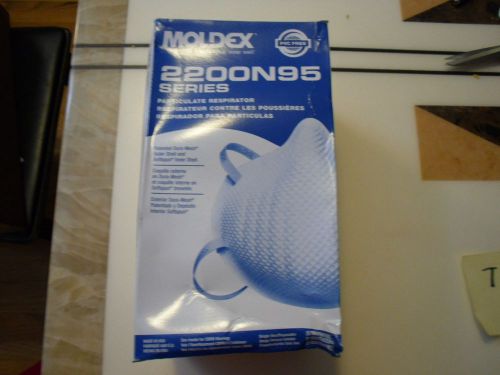 Moldex 2200n95 series  medium/large 2-strap disposable particulate respirator for sale