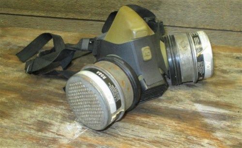 Gas Mask AO 50083 Medium Respirator Combination Cartridge R58A MSHA Vintage