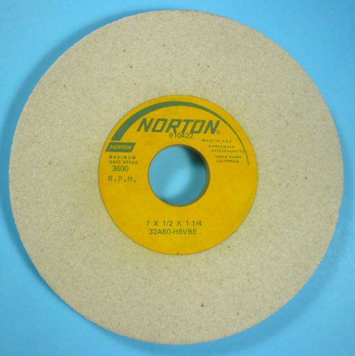 Norton surface grinding wheel 7&#034; x 1/2&#034; x 1-1/4&#034; white 32a60-h8vbe 3600 rpm new for sale