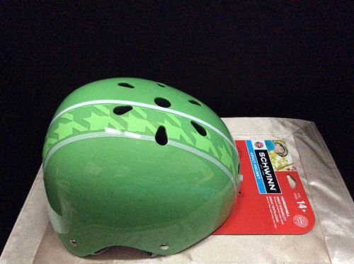 Schwinn Pattern Helmet- Green