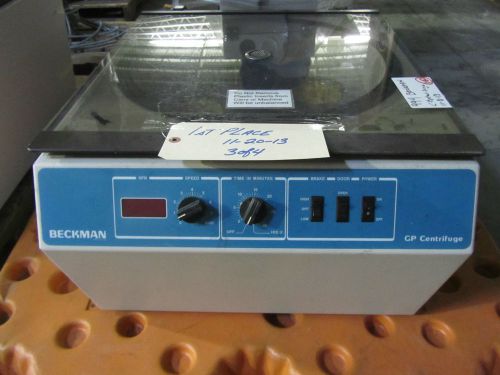 Beckman Coulter GP Series Centrifuge with 4 Rotor Buckets