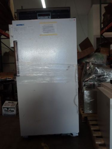 Hotpack model 352602 environmental chamber biological incubator -20 c to +50 c for sale