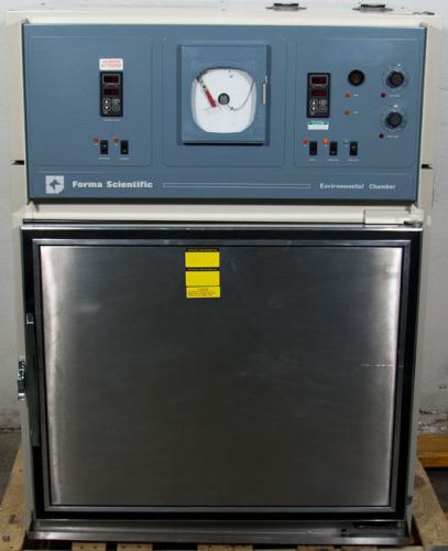 Thermo scientific/forma 3911 environmental chamber 31&#034; w x 24&#034; h x 27&#034; d for sale